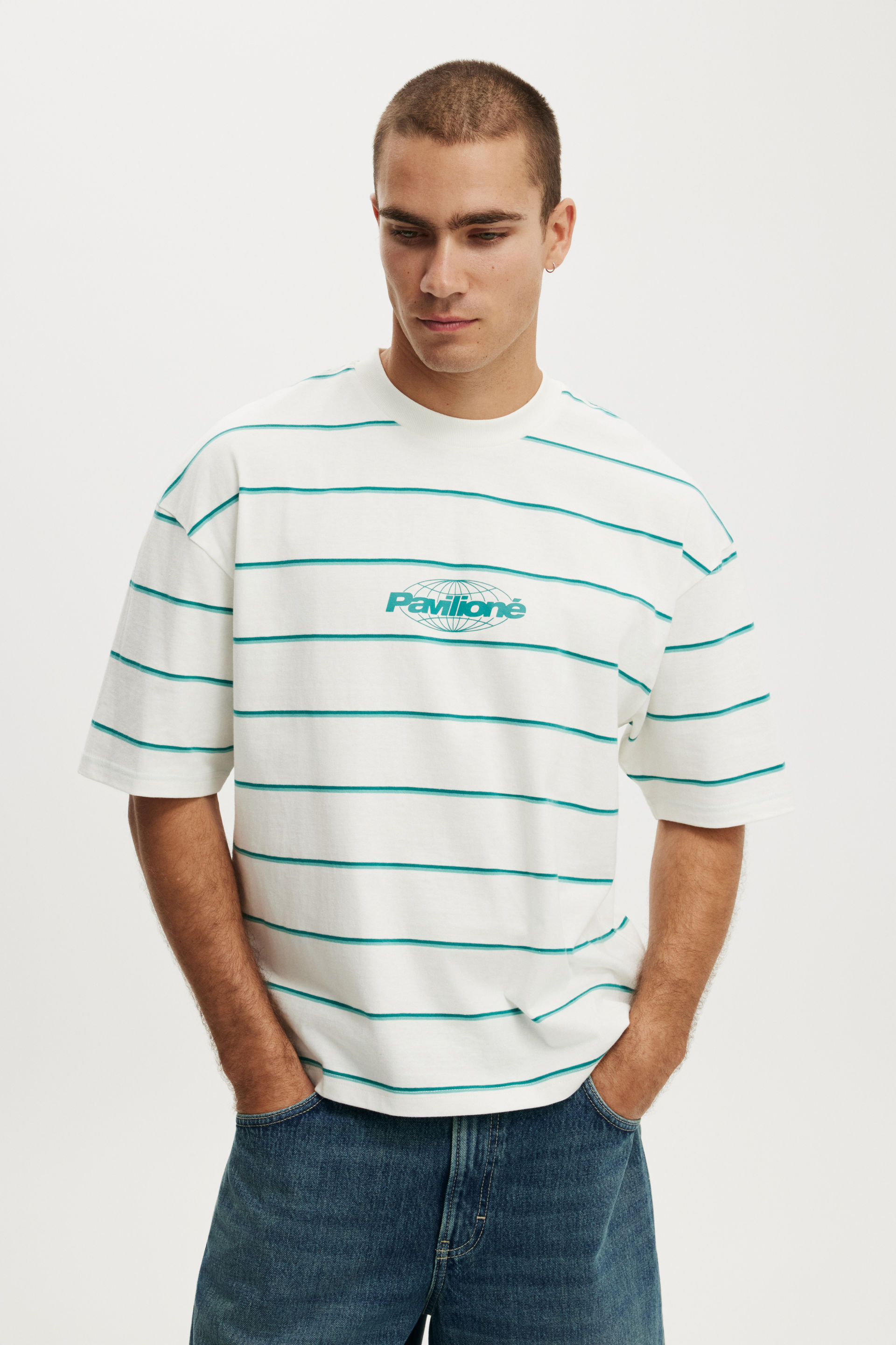Cotton On Men – Cropped Fit Graphic Shirt – Vintage white teal pop open stripe Cotton On Men – Cropped Fit Graphic Shirt – Vintage white teal pop open stripe