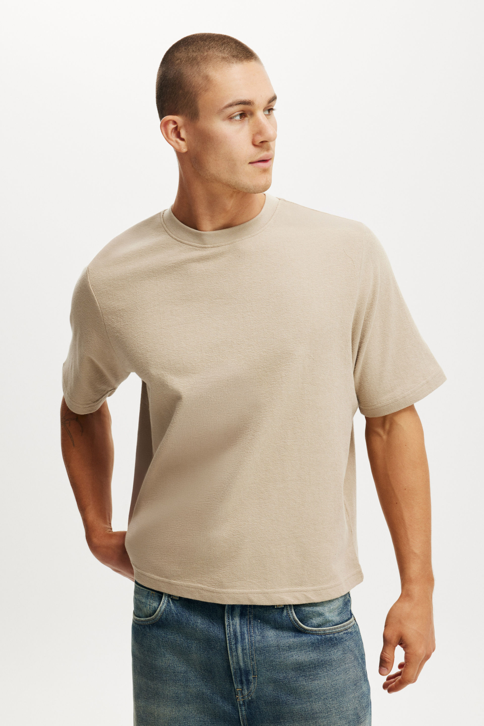 Cotton On Men – Cropped Fit Shirt – Gravel stone terry Cotton On Men – Cropped Fit Shirt – Gravel stone terry