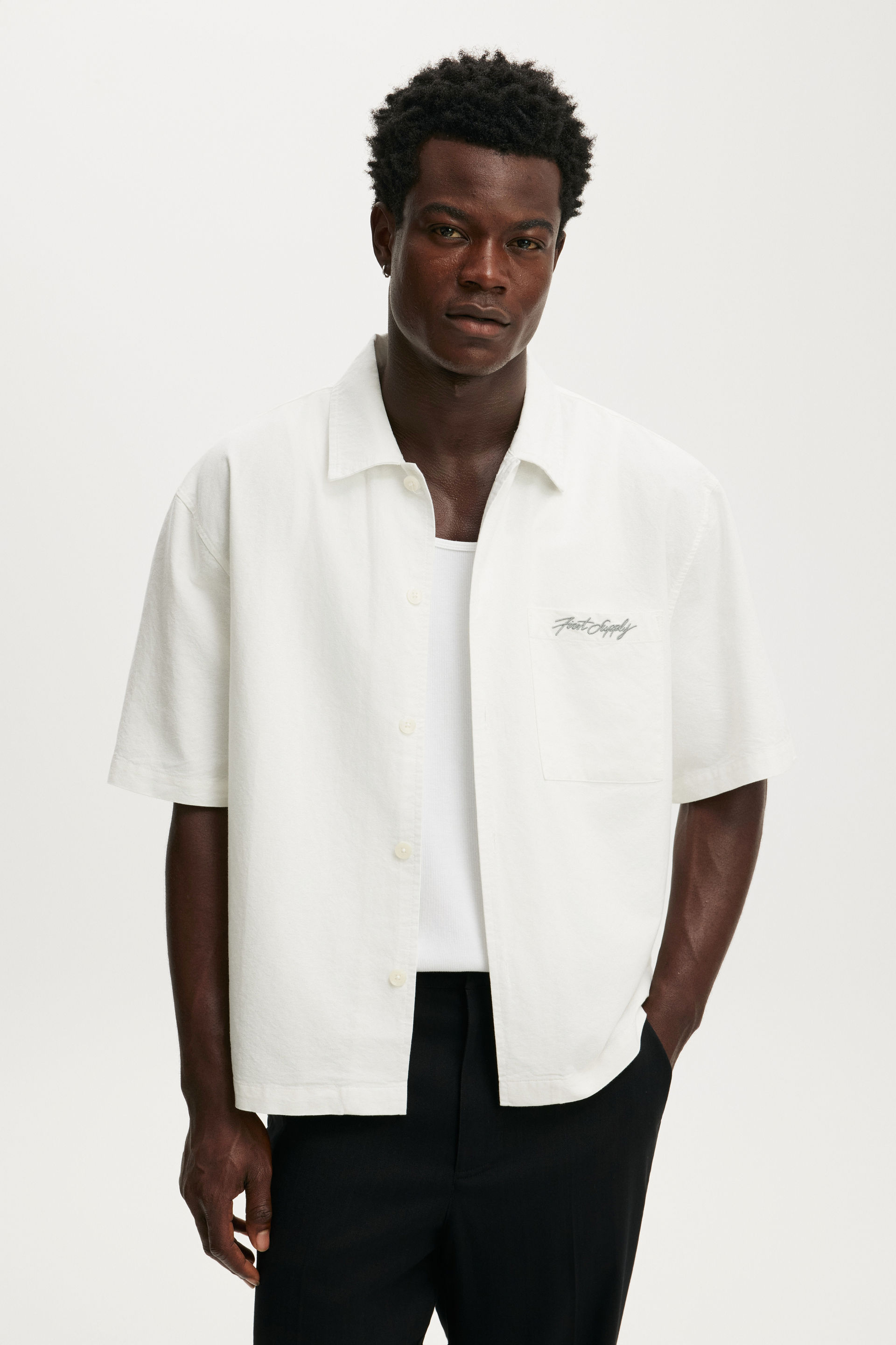 Cotton On Men – Ventura Short Sleeve Shirt – White oxford Cotton On Men – Ventura Short Sleeve Shirt – White oxford