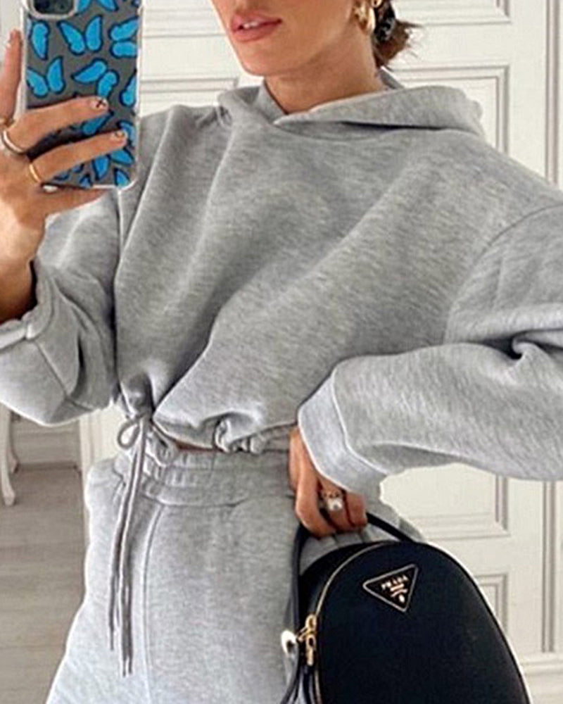 Two Piece Outfits Casual Lounge Sets Long Sleeve Drawstring Cropped Hoodie with Sweatpants – Grey Two Piece Outfits Casual Lounge Sets Long Sleeve Drawstring Cropped Hoodie with Sweatpants – Grey