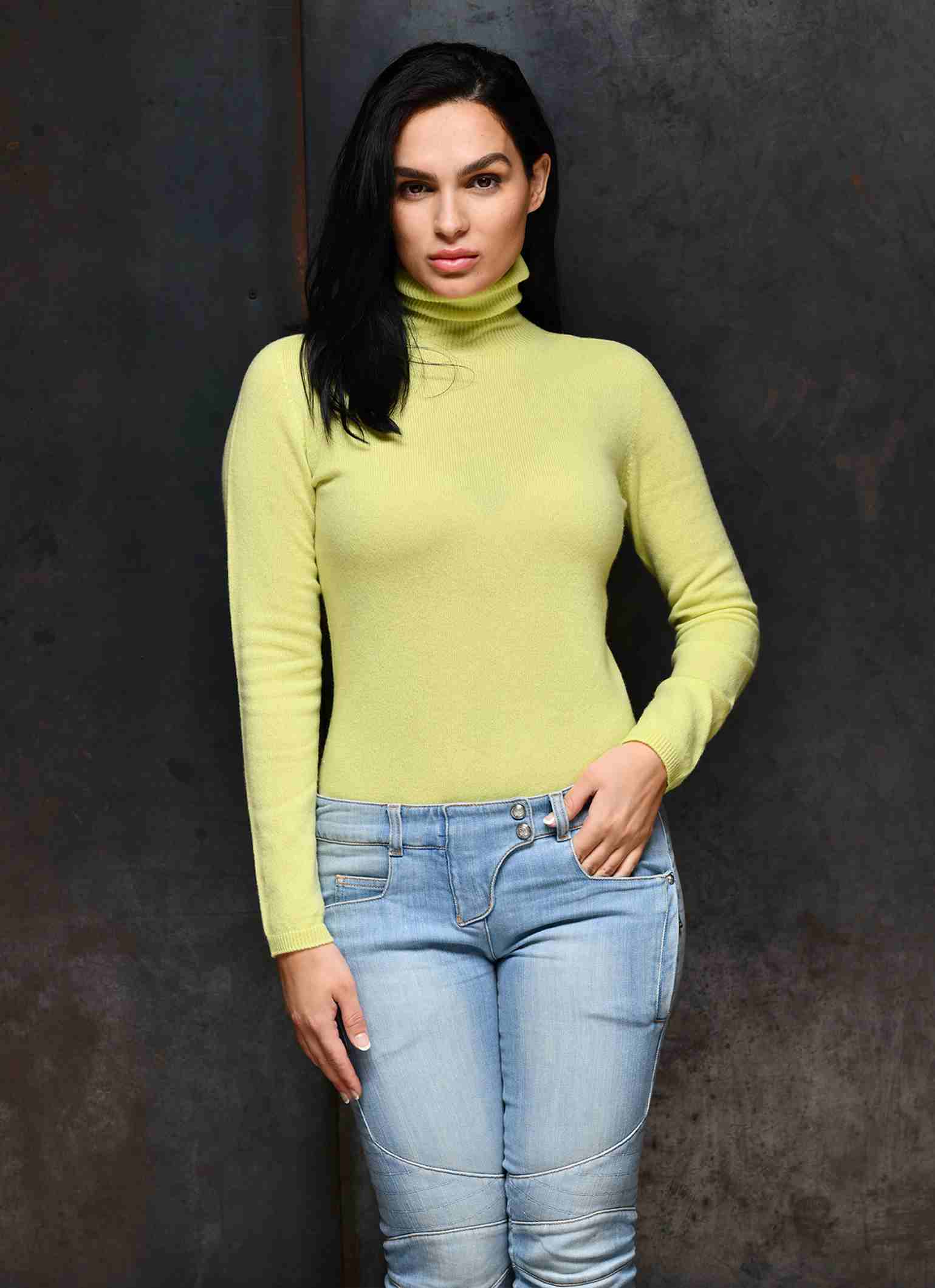 Courmayeur pure Italian cashmere turtleneck – Yellow