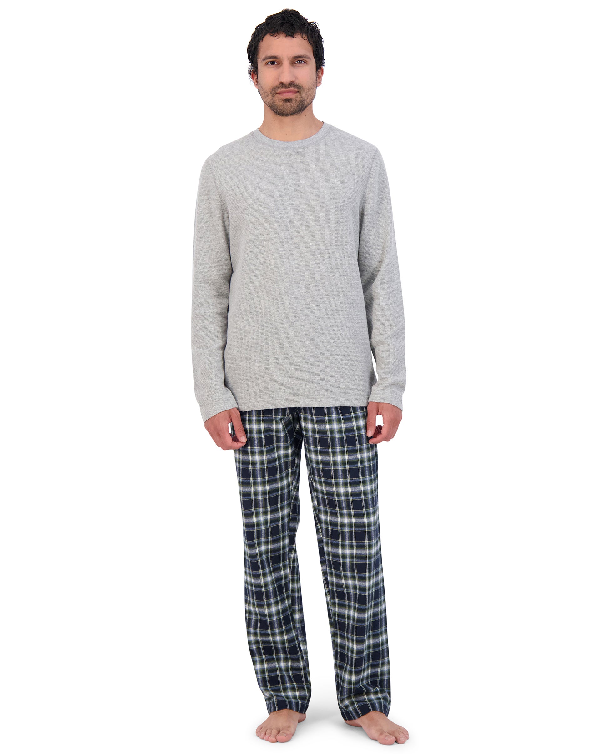 Hanes Men’s Fleece Pajama Set, X-Temp Grey Plaid Hanes Men’s Fleece Pajama Set, X-Temp Grey Plaid