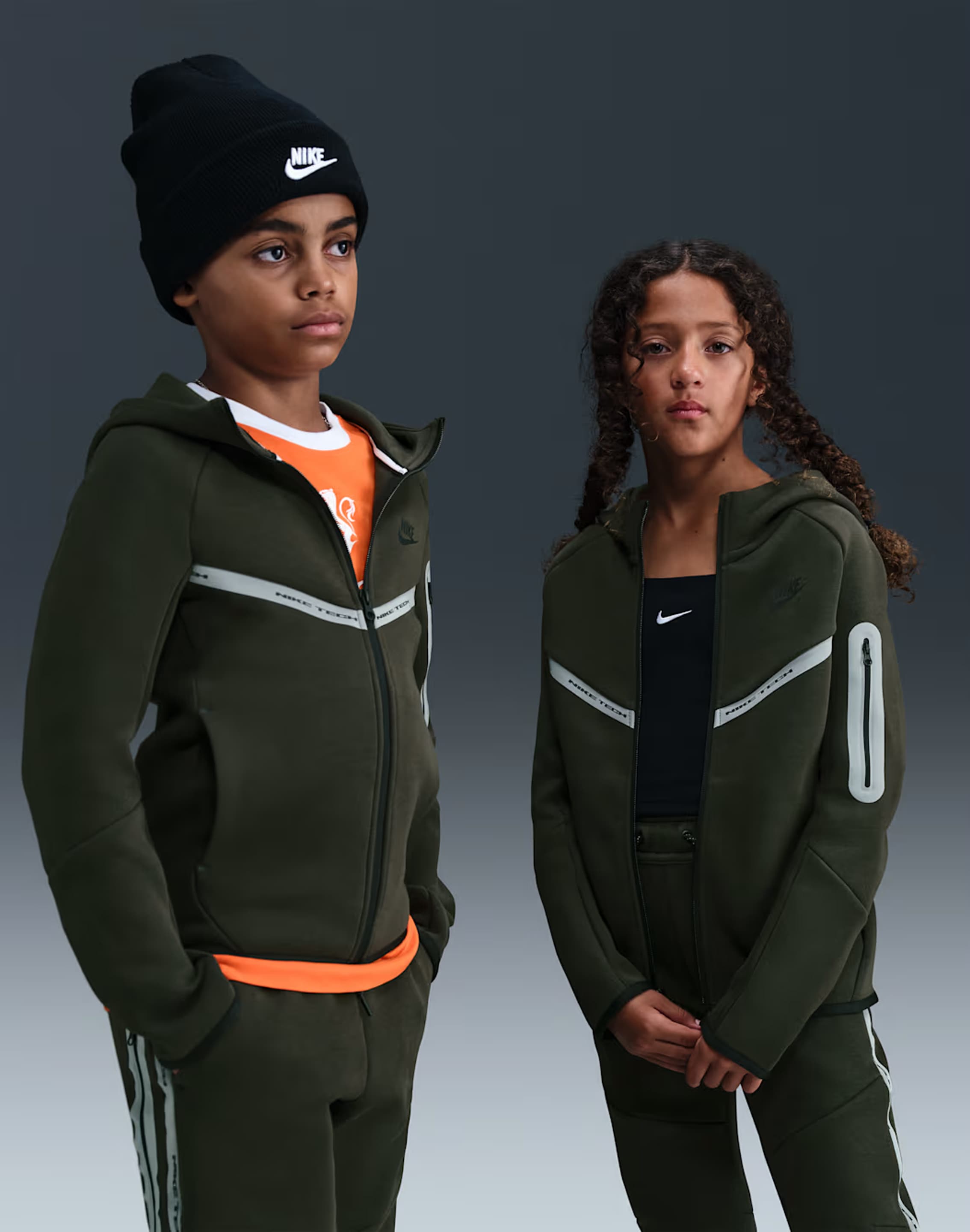 Nike Tech Fleece Full-Zip Reflective Hoodie Grade Nike Tech Fleece Full-Zip Reflective Hoodie Grade