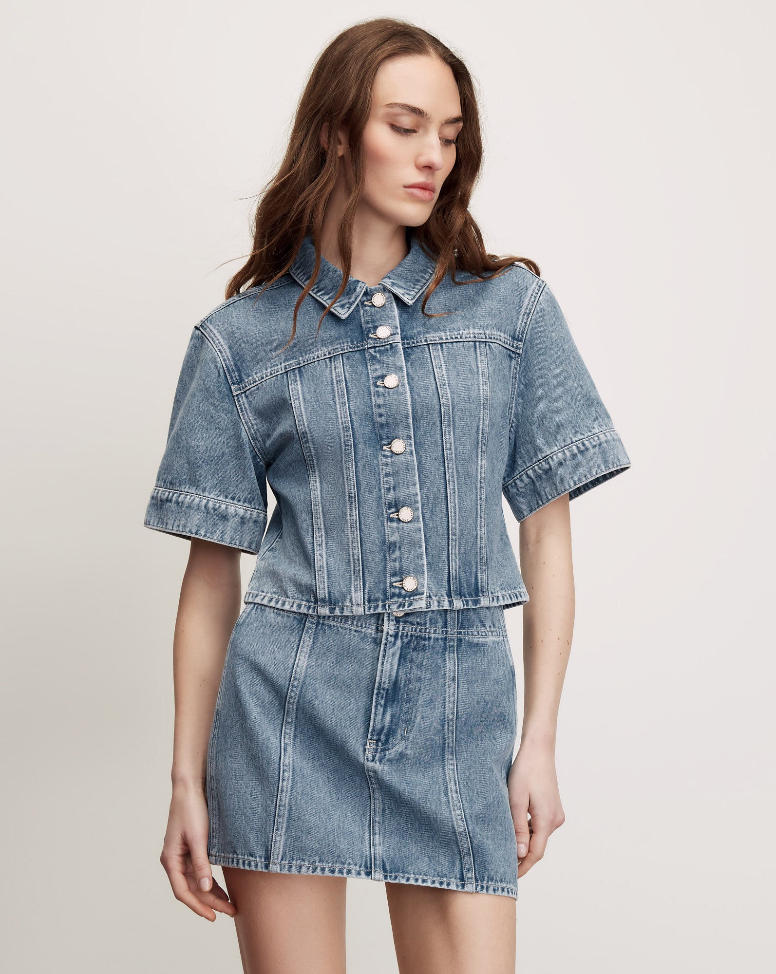 Veronica Beard Malcom Cropped Denim Jacket Silver Dust Veronica Beard Malcom Cropped Denim Jacket Silver Dust