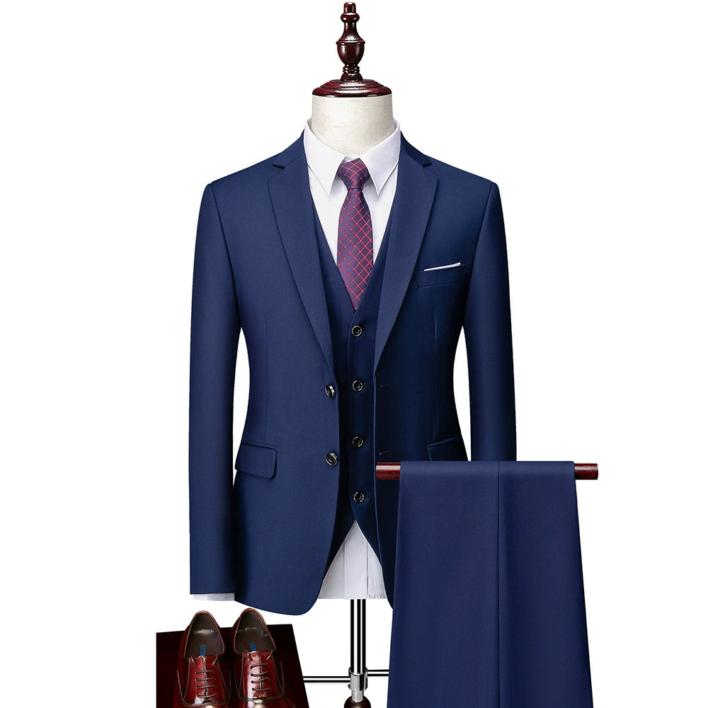 Classic Piece Men’s Suit with Regular Fit and Sophisticated Peak Lapel Classic Piece Men’s Suit with Regular Fit and Sophisticated Peak Lapel