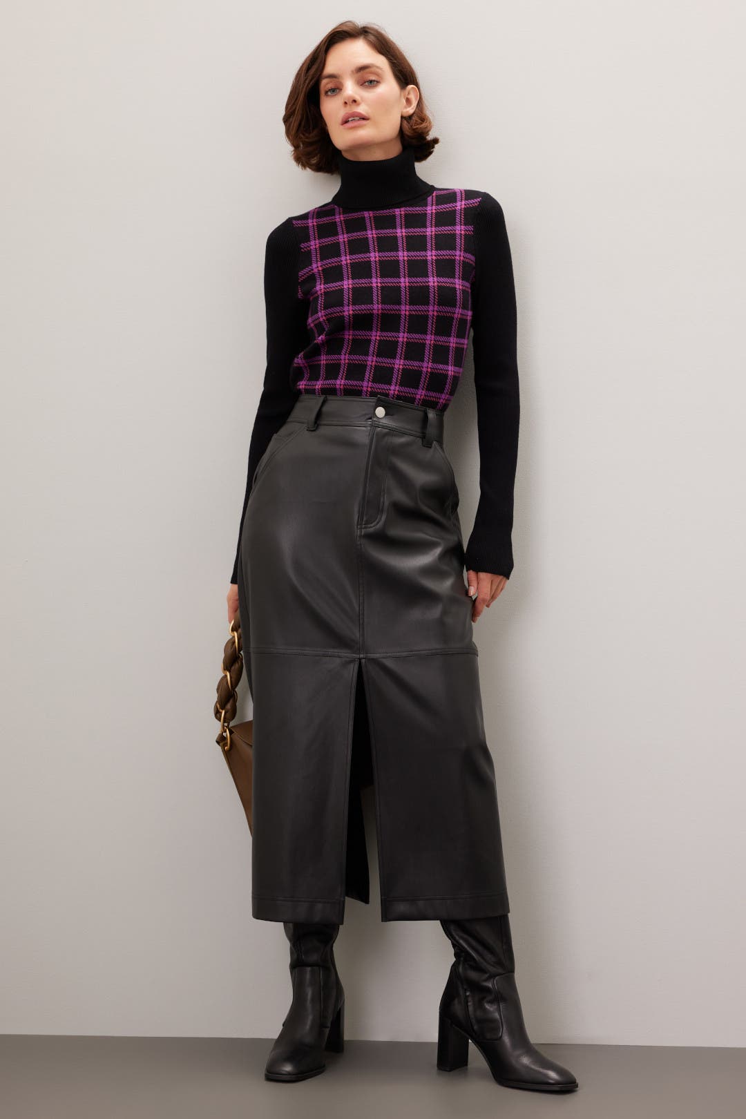 Toccin Cropped Plaid Turtleneck Black-pink-print Toccin Cropped Plaid Turtleneck Black-pink-print