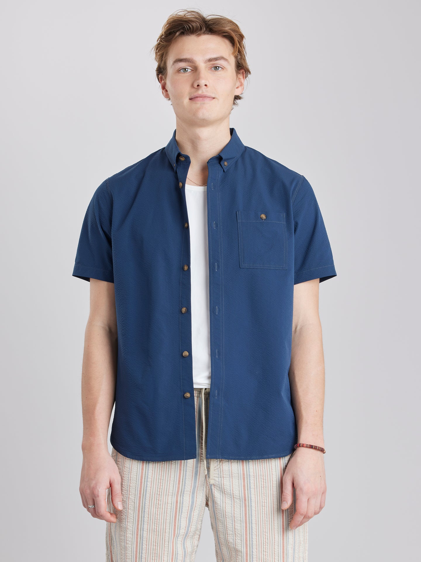 Men’s Shirt UB Tech Seersucker Button-Up Polyester by UNIONBAY, Nocturne Men’s Shirt UB Tech Seersucker Button-Up Polyester by UNIONBAY, Nocturne