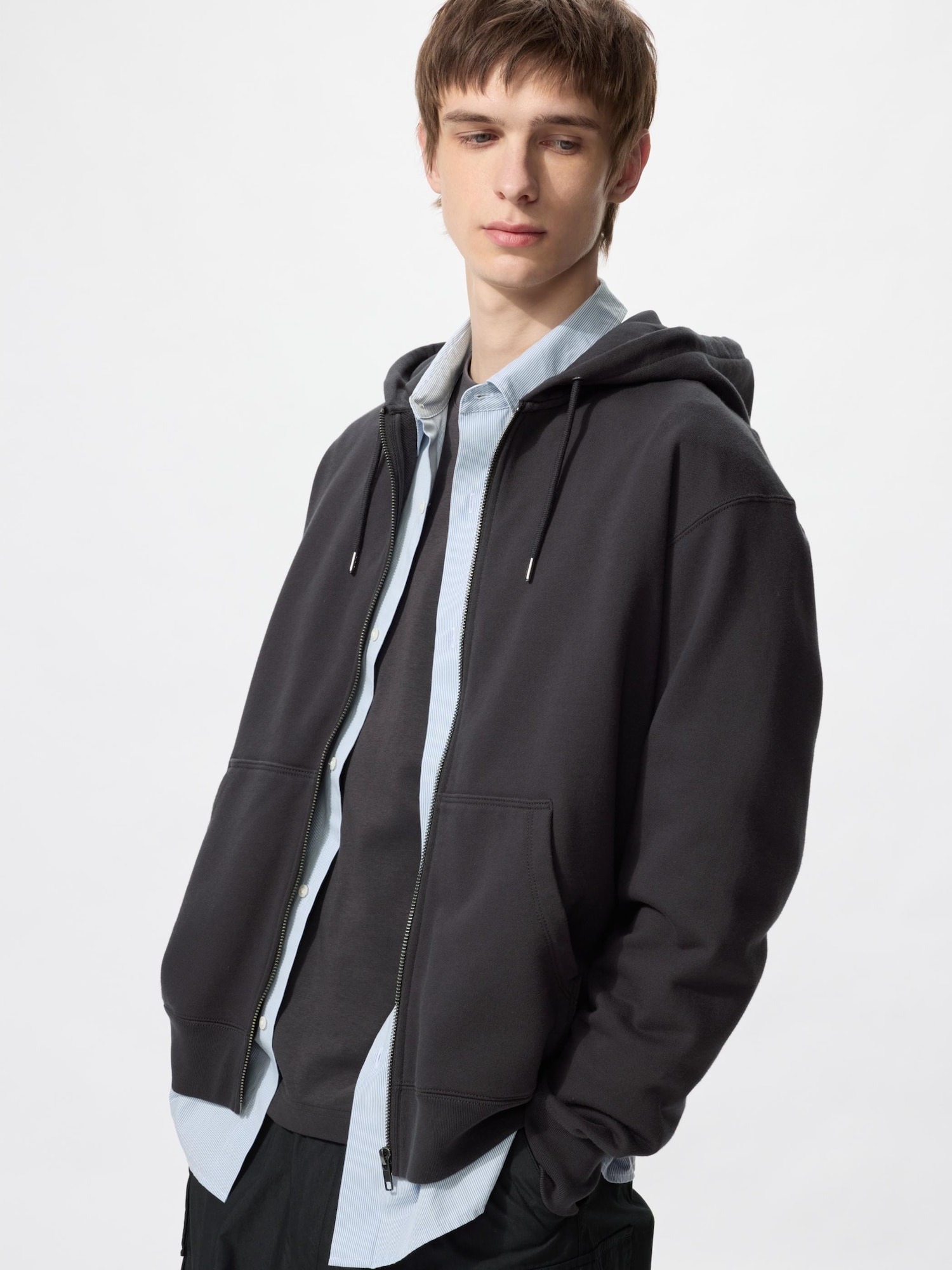 UNIQLO Men’s Sweat Full-Zip Hoodie, Dark Gray UNIQLO Men’s Sweat Full-Zip Hoodie, Dark Gray