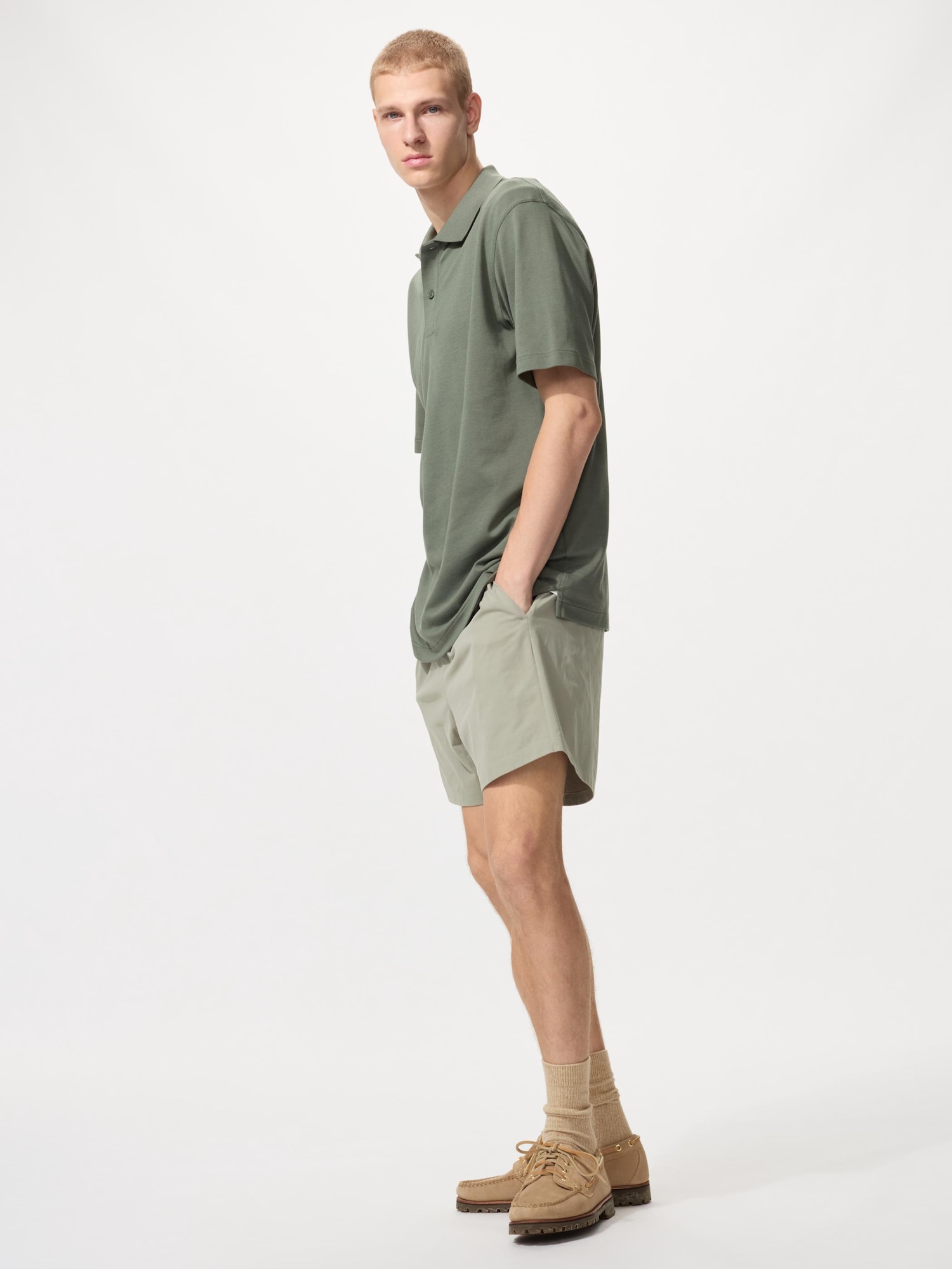 UNIQLO Men’s Ultra Stretch Active Shorts “, Beige UNIQLO Men’s Ultra Stretch Active Shorts “, Beige