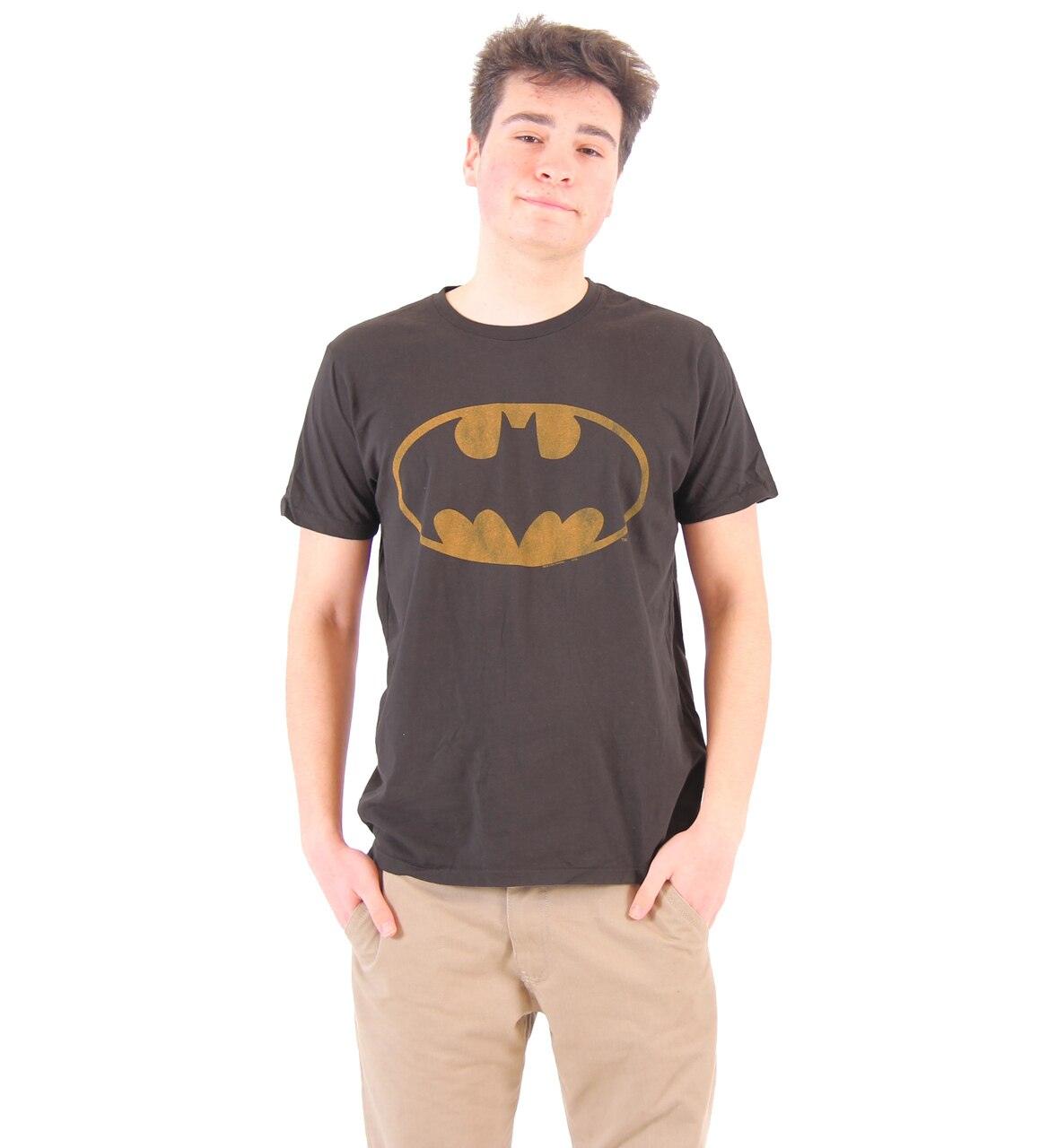 Junk Food Batman Distressed Logo shirt Junk Food Batman Distressed Logo shirt