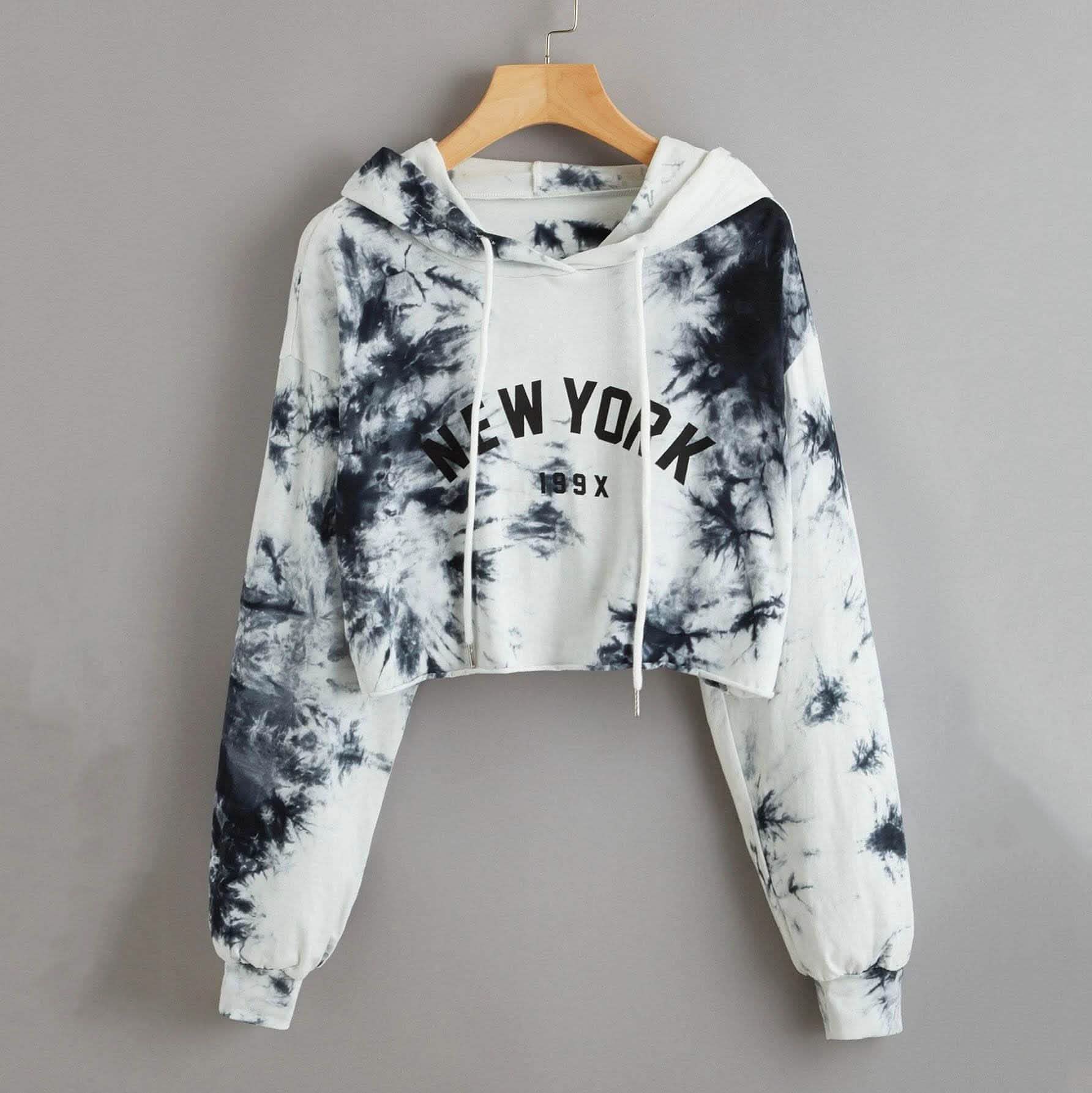 New York Graphic Tie-Dye Cropped Hoodie New York Graphic Tie-Dye Cropped Hoodie