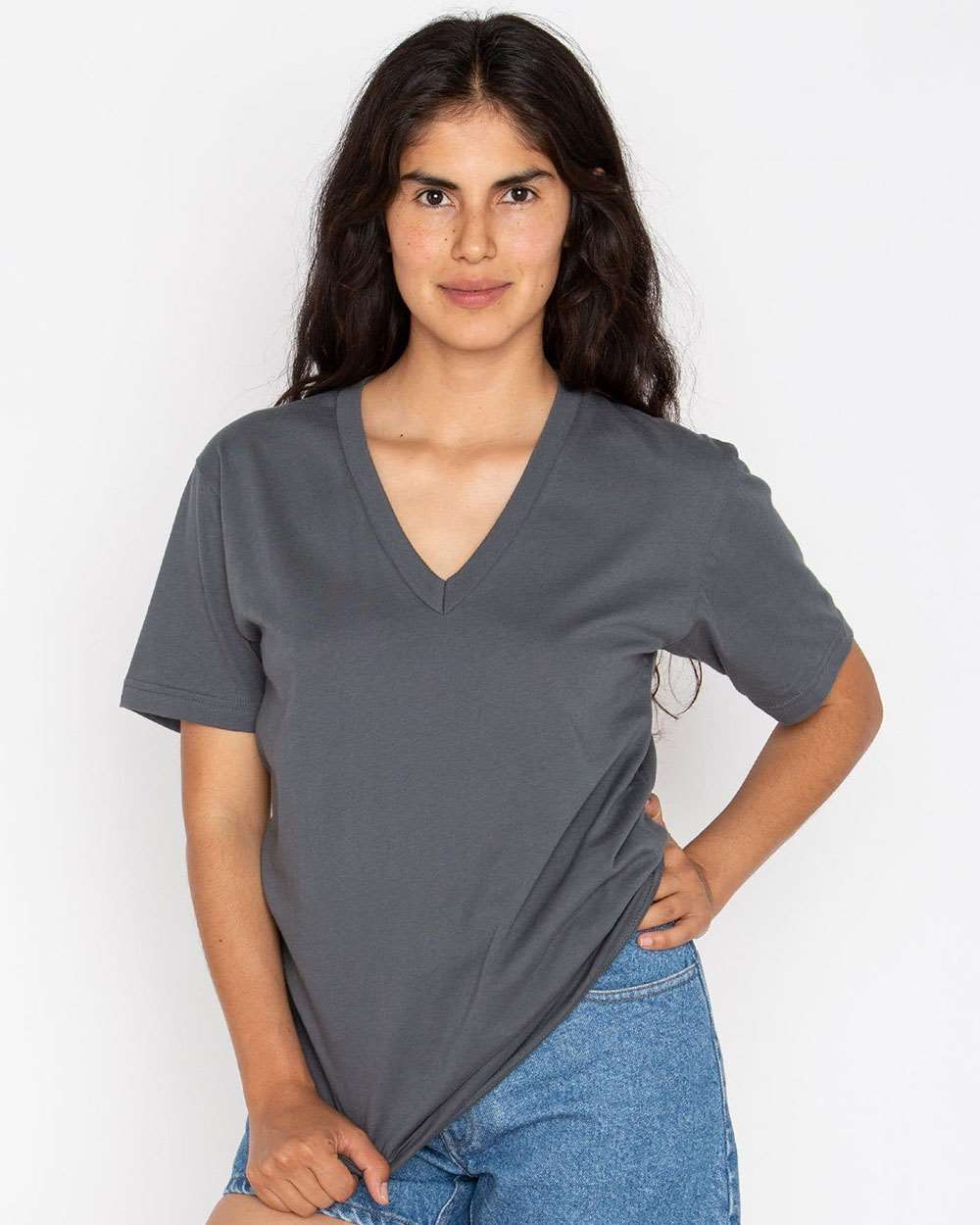 Los Angeles Apparel – – A – Made Fine Jersey V – Neck T – Shirt – Asphalt Los Angeles Apparel – – A – Made Fine Jersey V – Neck T – Shirt – Asphalt