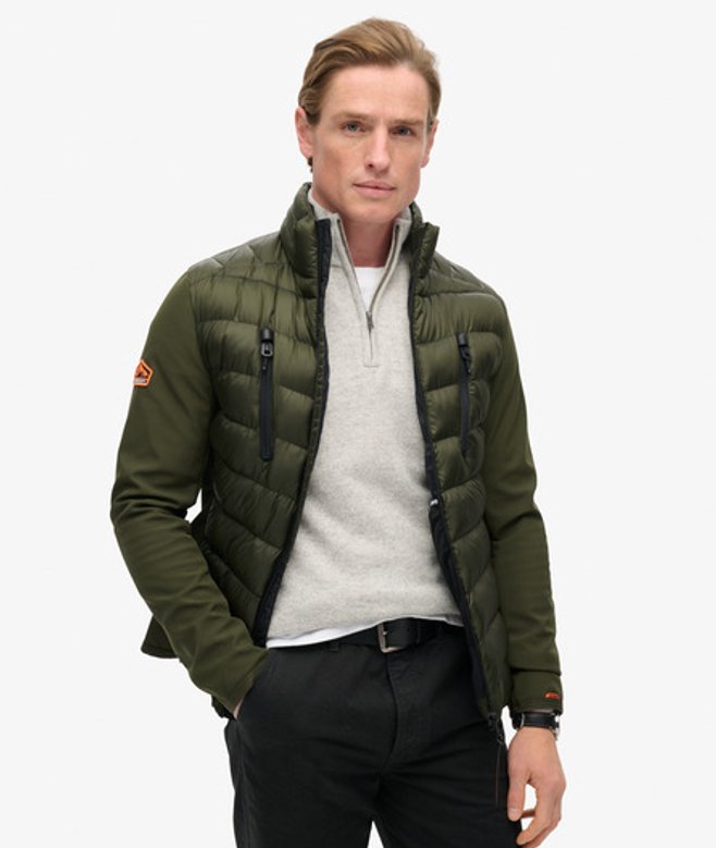 Superdry Men’s Storm Softshell Hybrid Jacket Khaki Superdry Men’s Storm Softshell Hybrid Jacket Khaki
