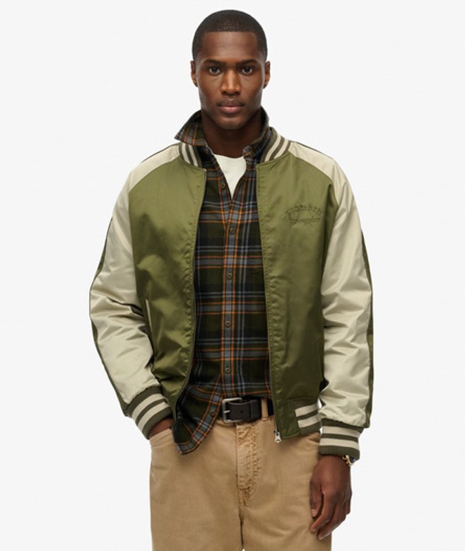 Superdry Men’s Souvenir Bomber Jacket Green Superdry Men’s Souvenir Bomber Jacket Green