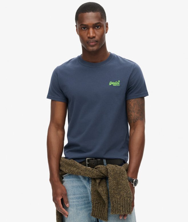Superdry Men’s Organic Cotton Essential Logo shirt Navy Superdry Men’s Organic Cotton Essential Logo shirt Navy