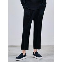 Straight Pleated Elastic Waist Trousers [Black]